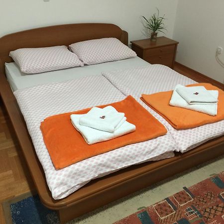 Guest House Seperic Ястребарско Экстерьер фото