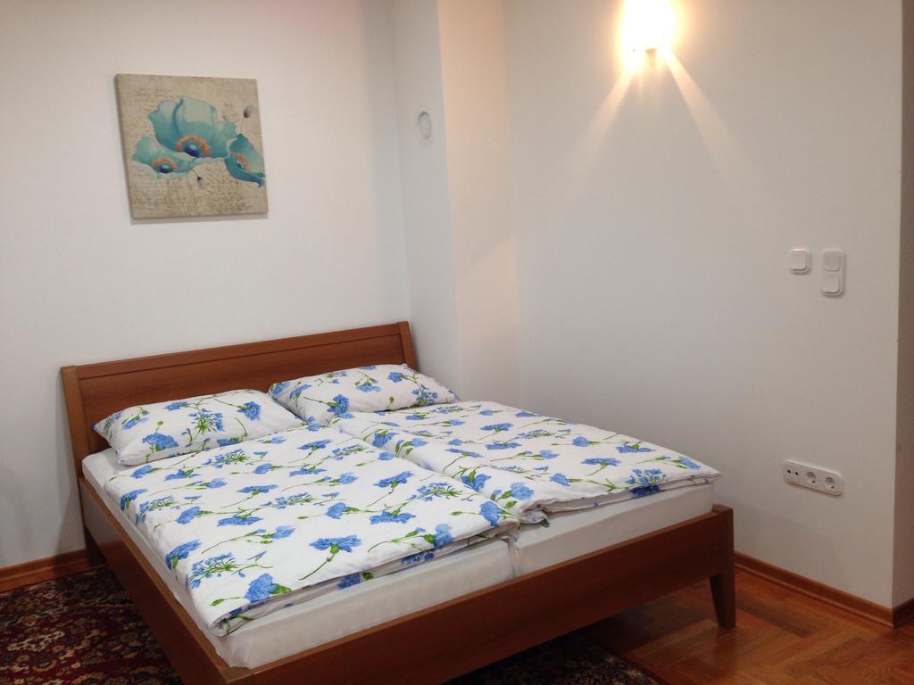 Guest House Seperic Ястребарско Номер фото