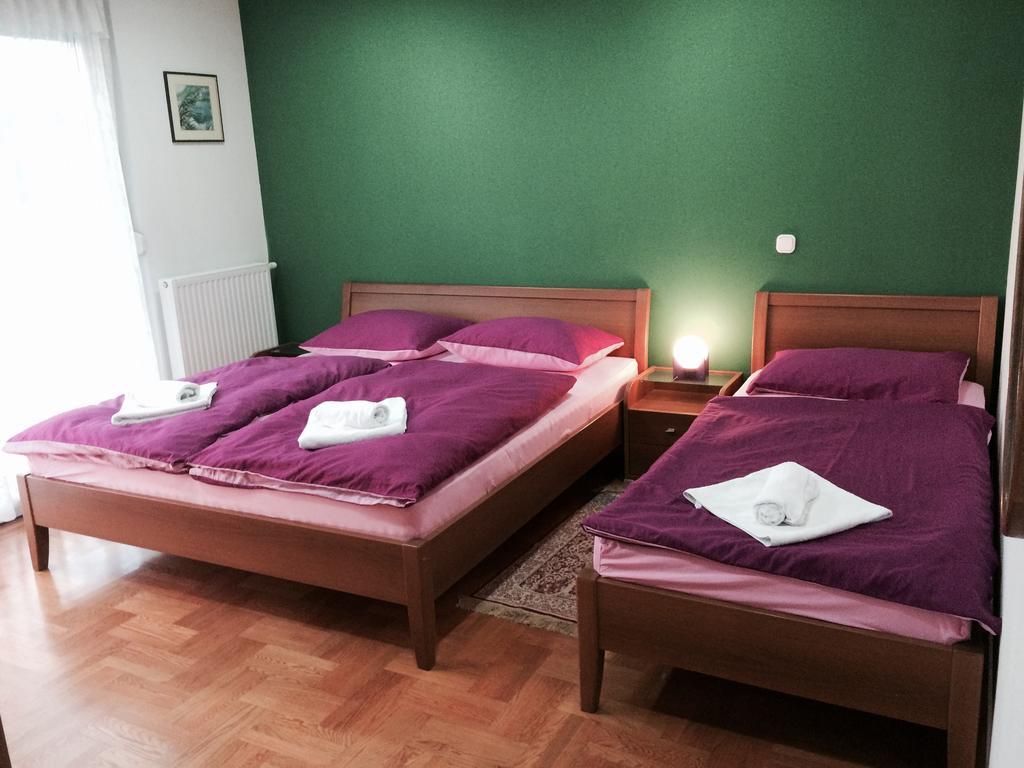 Guest House Seperic Ястребарско Экстерьер фото