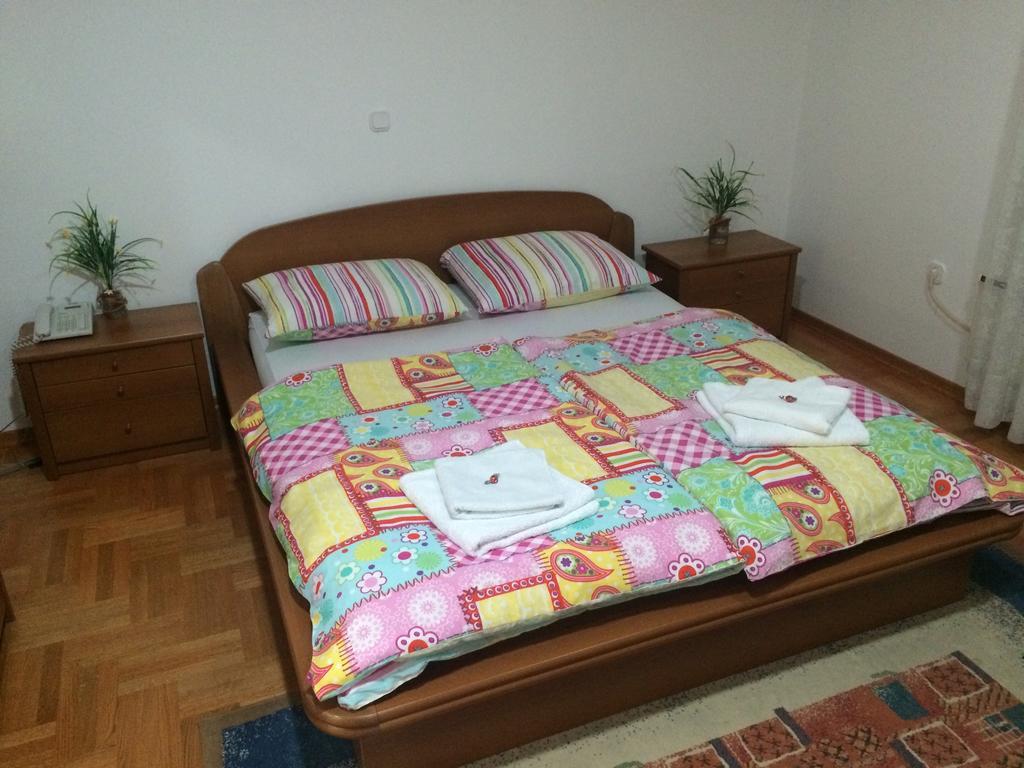 Guest House Seperic Ястребарско Номер фото
